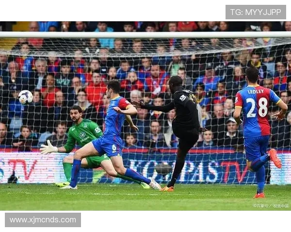 弗赖堡对阵门兴首发阵容解析前瞻